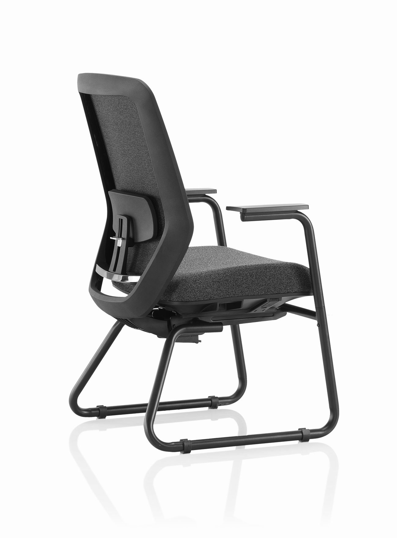 T15E Bow chair